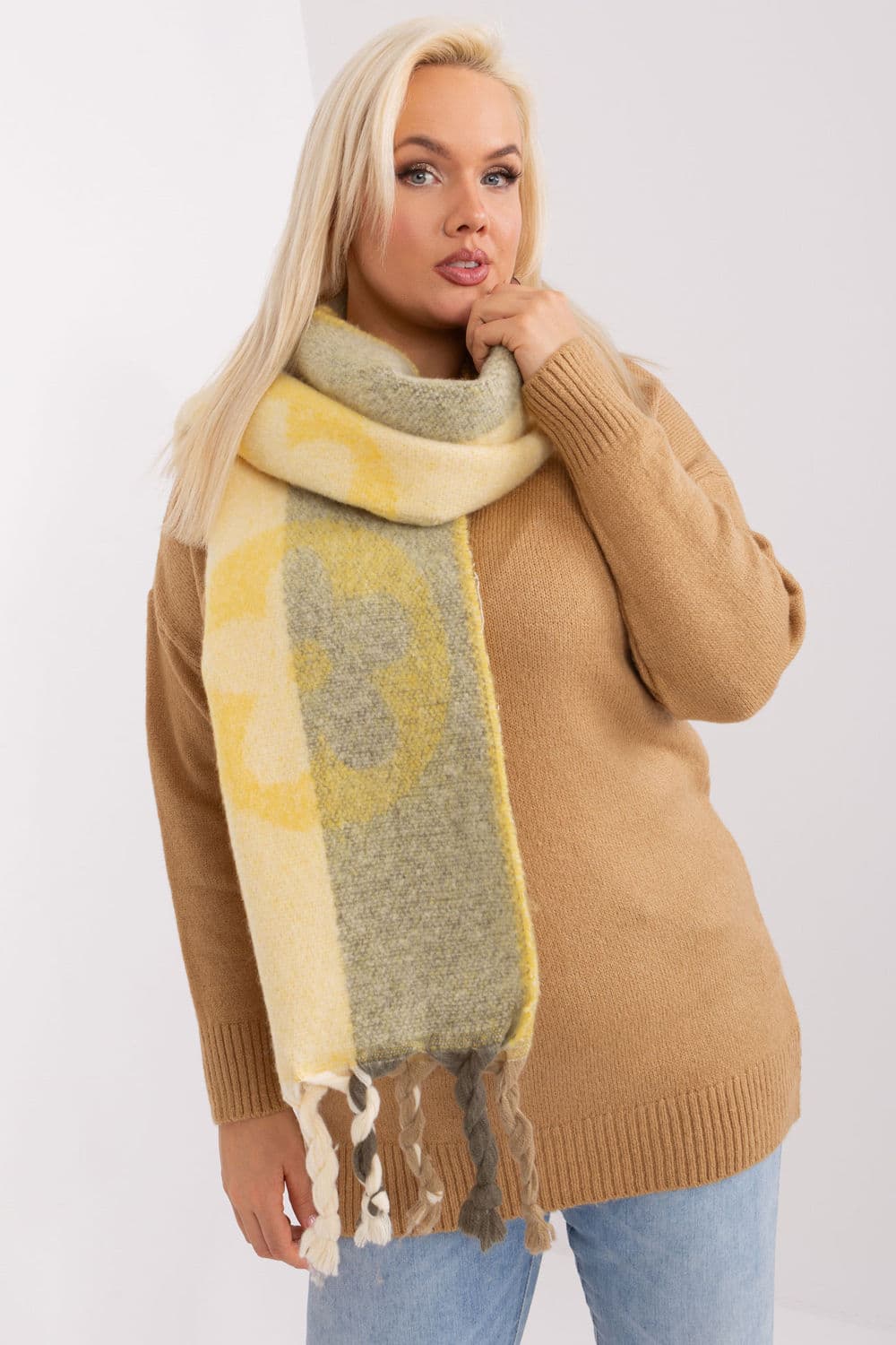 Scialle model 190554 AT