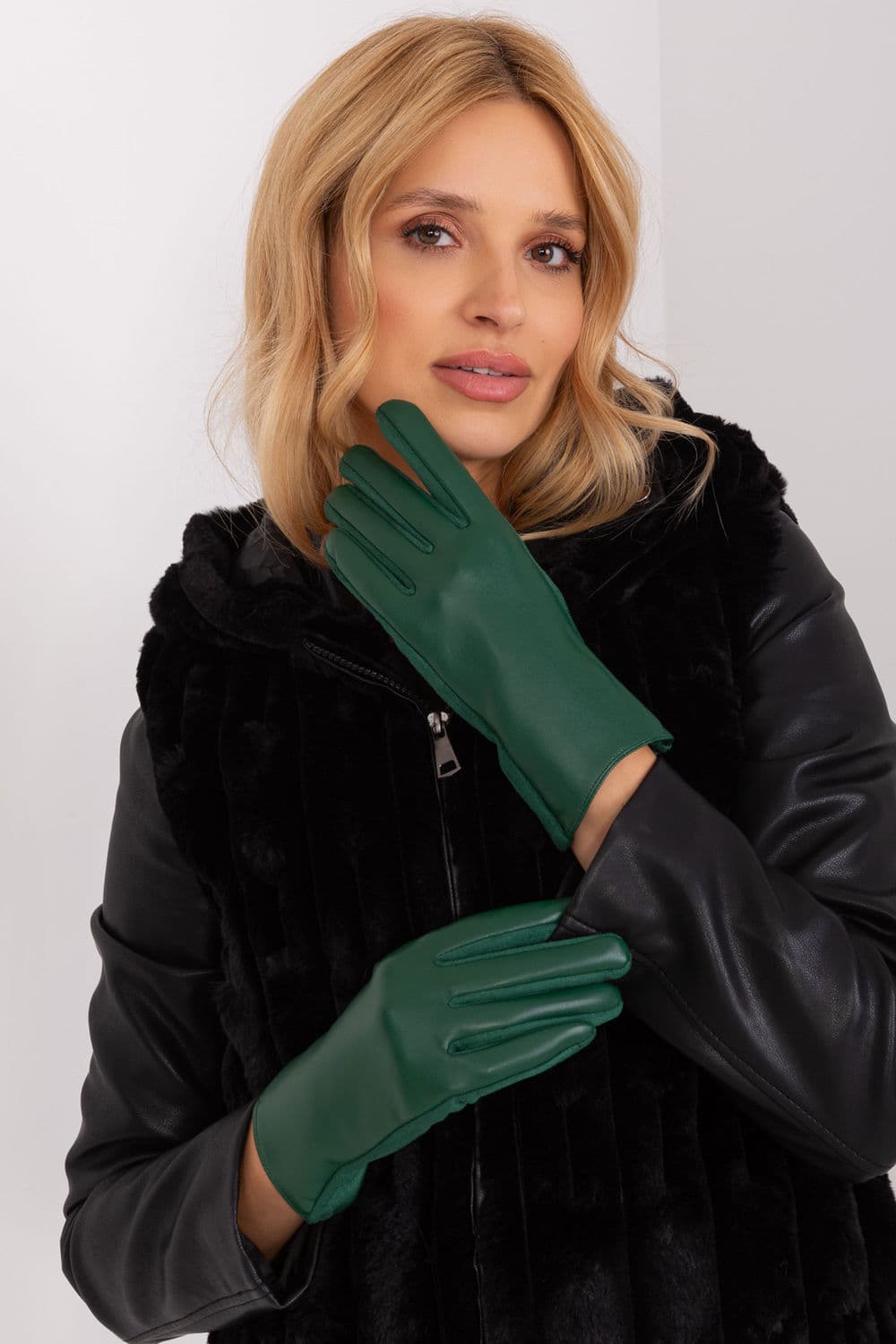 Guanti model 190841 AT