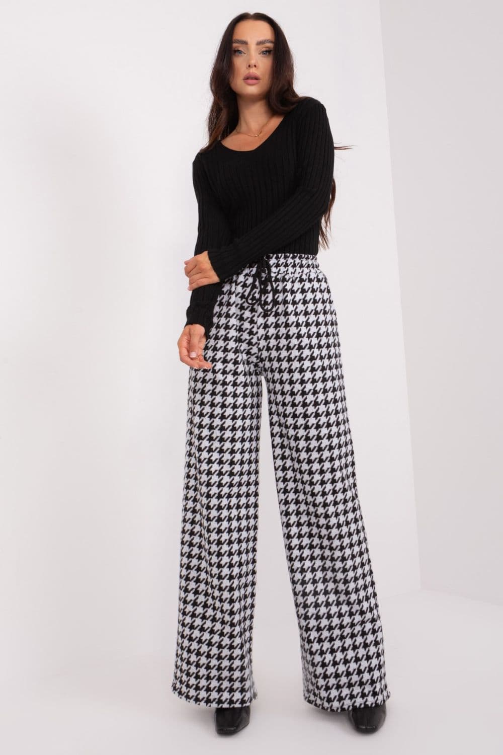 Pantaloni da donna model 193133 Lakerta - Miniatura 4