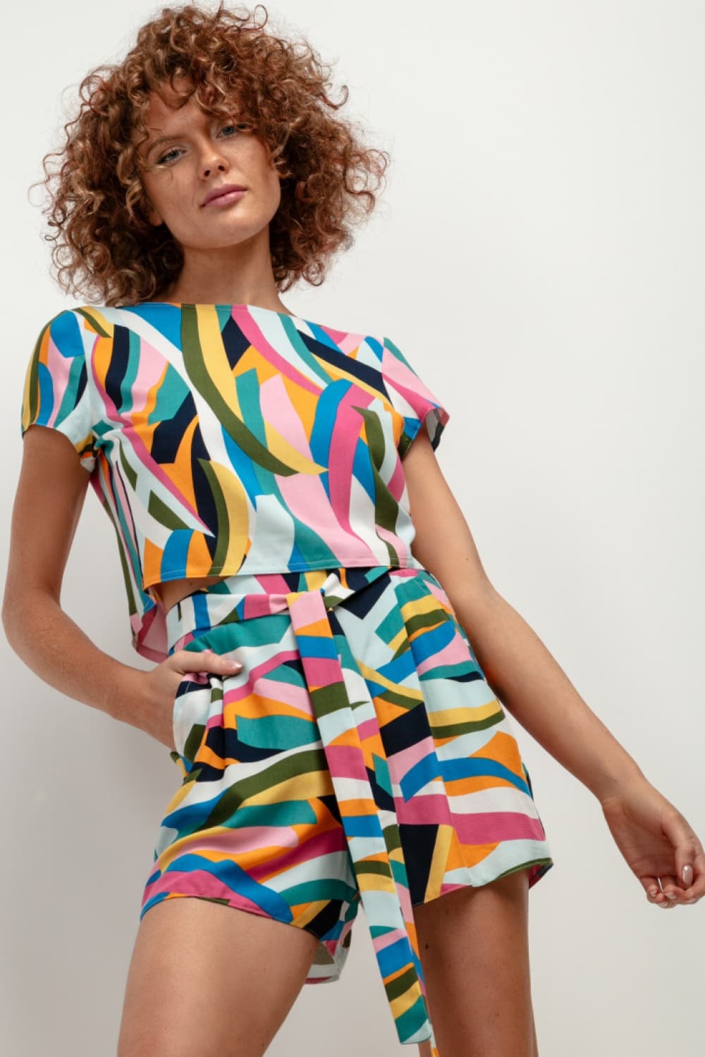 Pantaloncini model 198557 Tessita