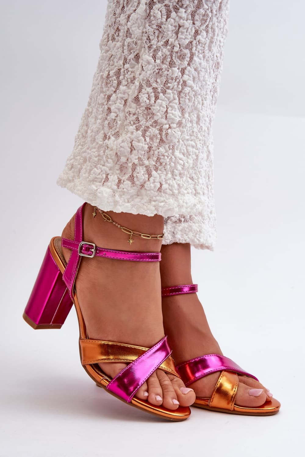 Sandali con tacco model 198680 Step in style