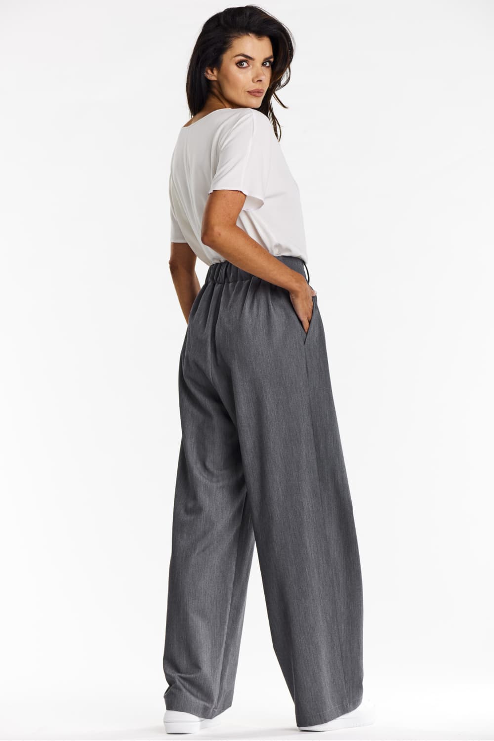 Pantaloni da donna model 200571 awama - Miniatura 3