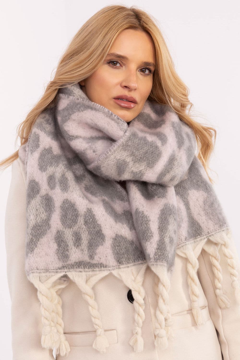 Scialle model 205960 AT