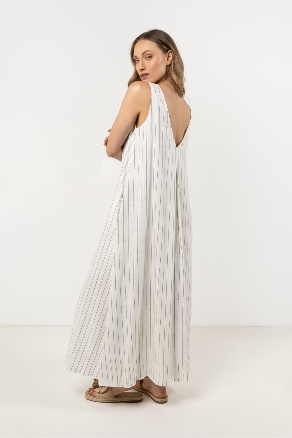 Vestito da giorno model 212183 awama - Miniatura 3