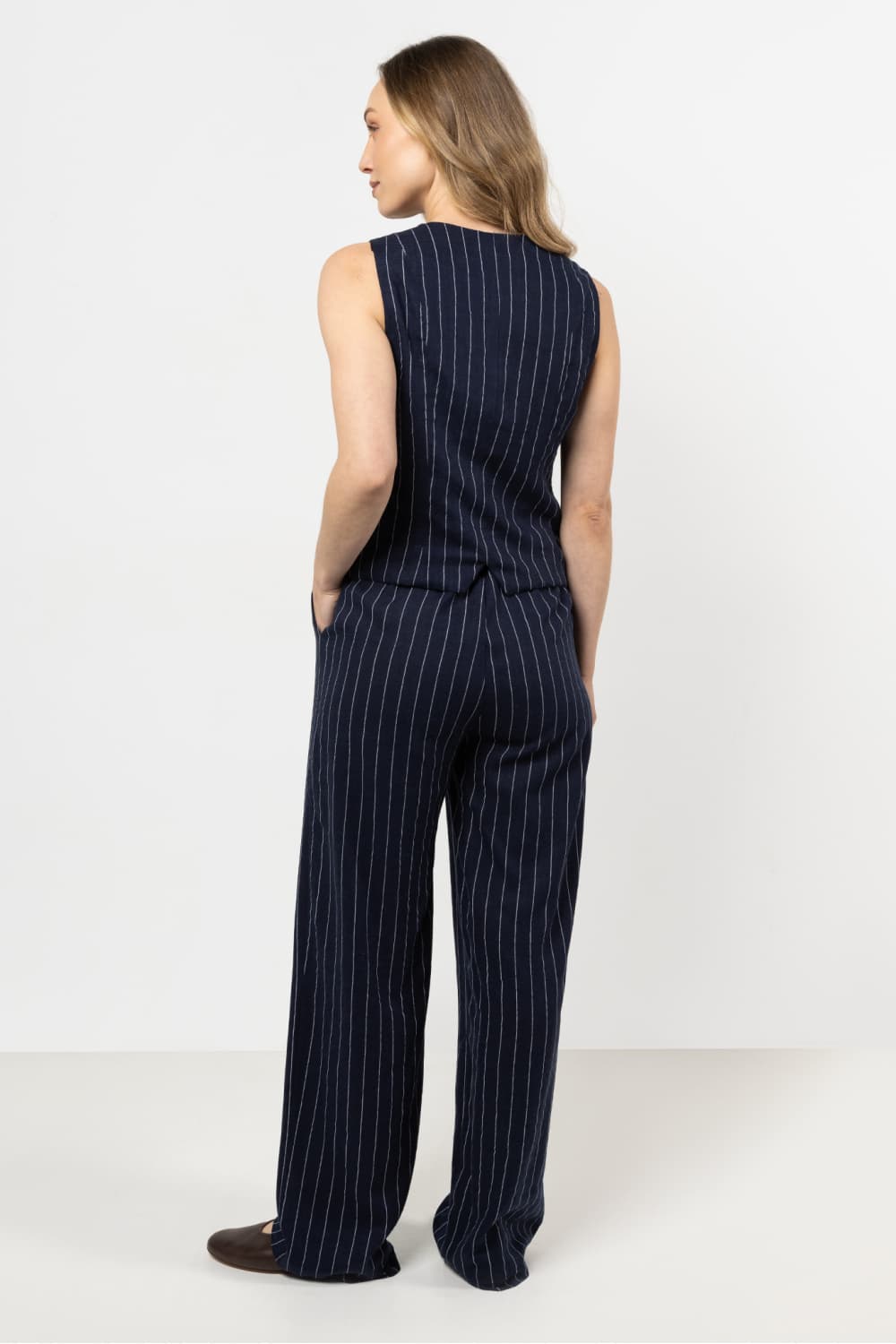 Pantaloni da donna model 212186 awama - Miniatura 3