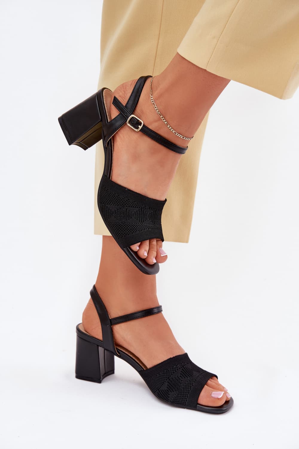 Sandali con tacco model 214686 Step in style