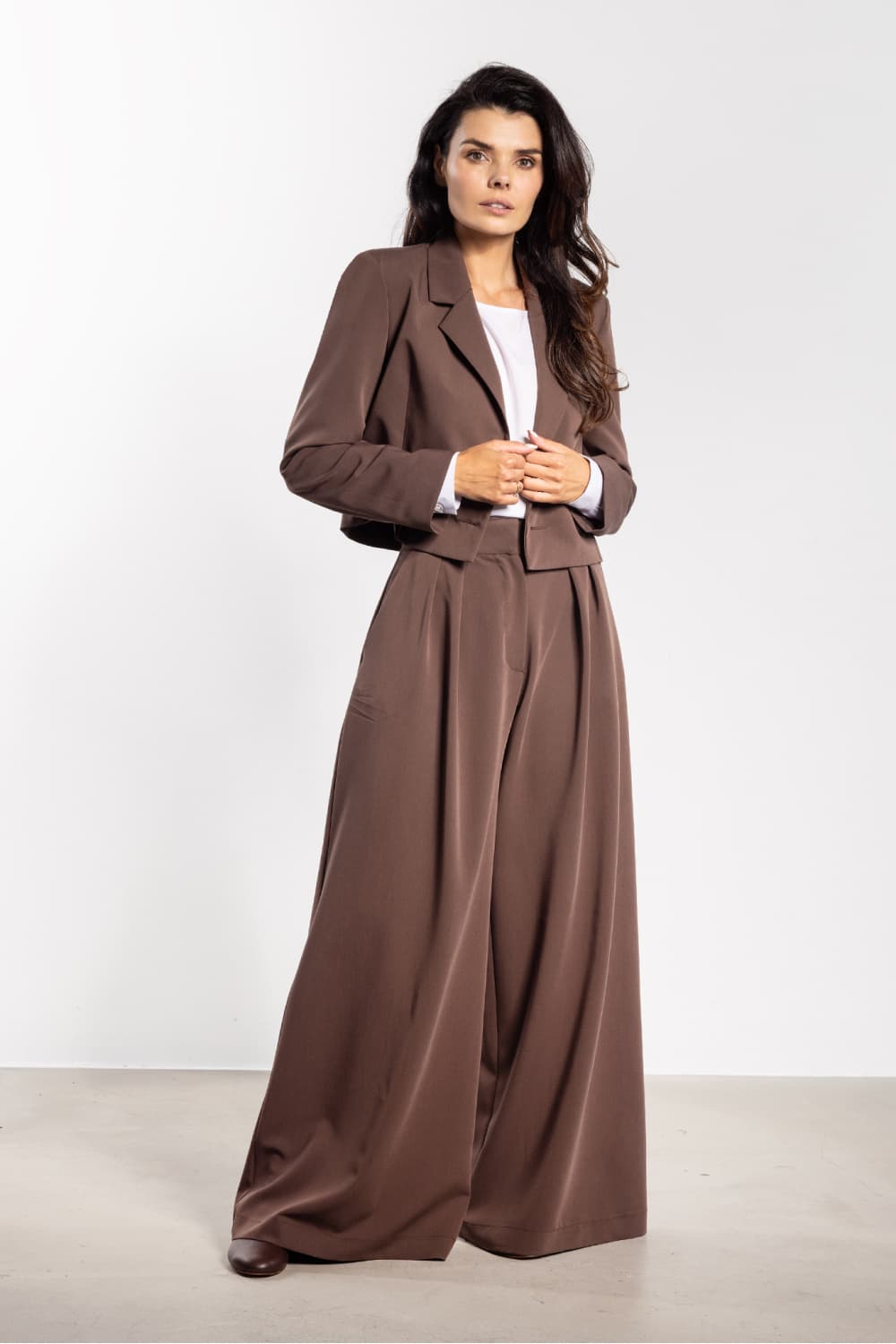 Pantaloni da donna model 218988 awama - Miniatura 2