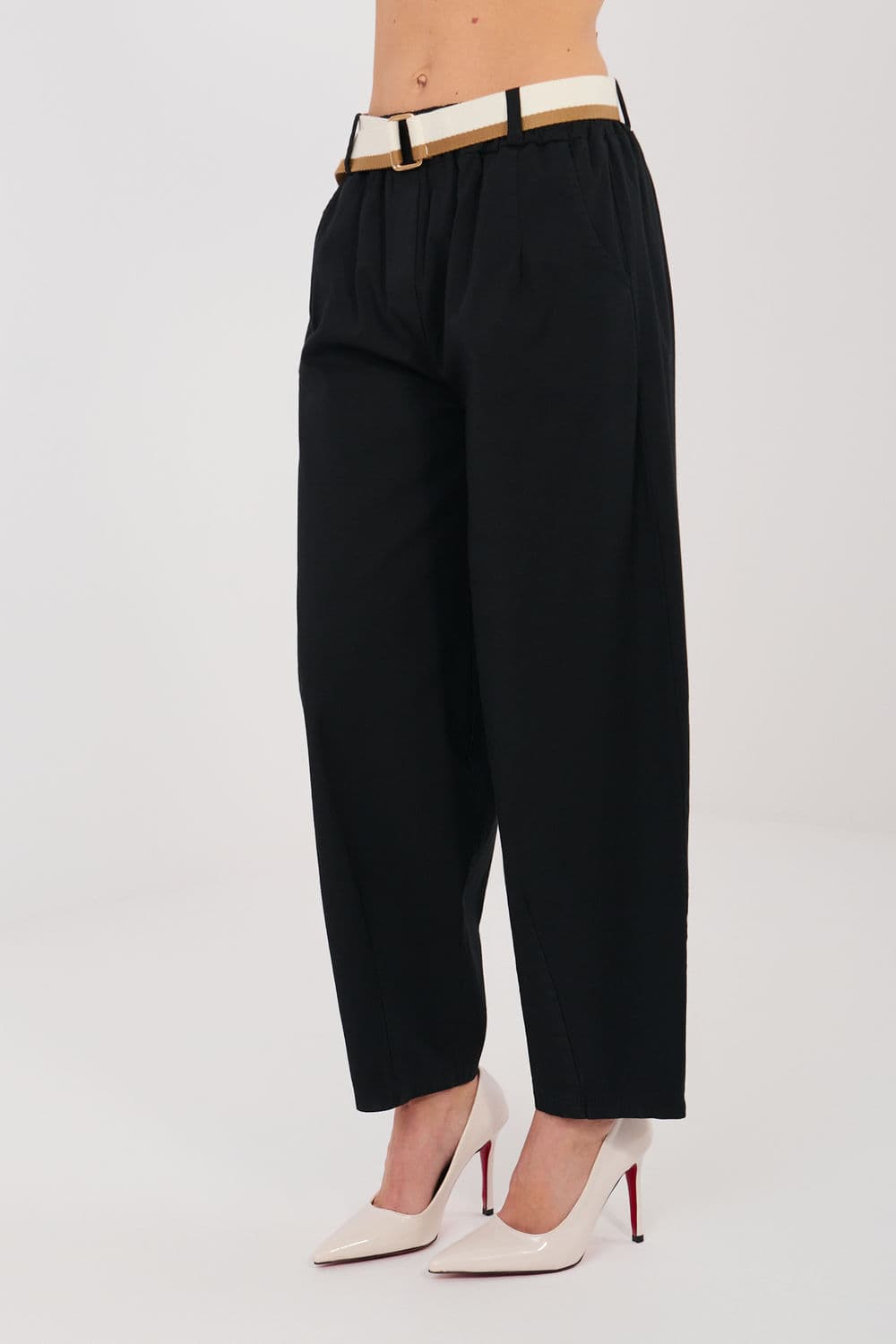 Pantaloni da donna model 224177 Italy Moda - Miniatura 3