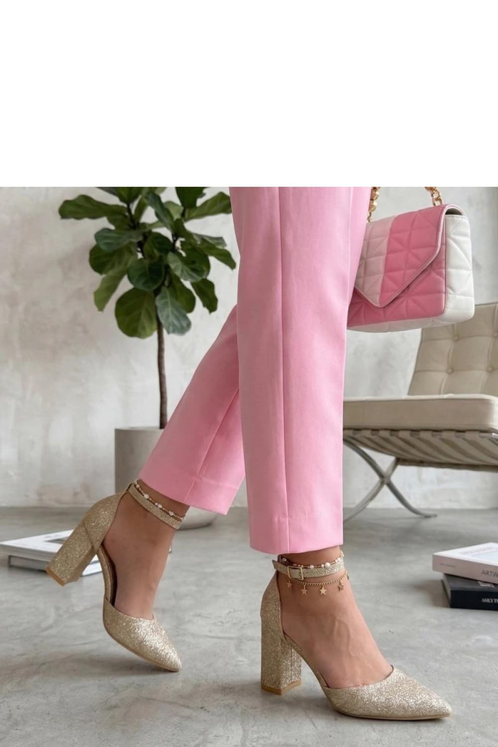 Scarpe con tacco largo model 226566 Solea