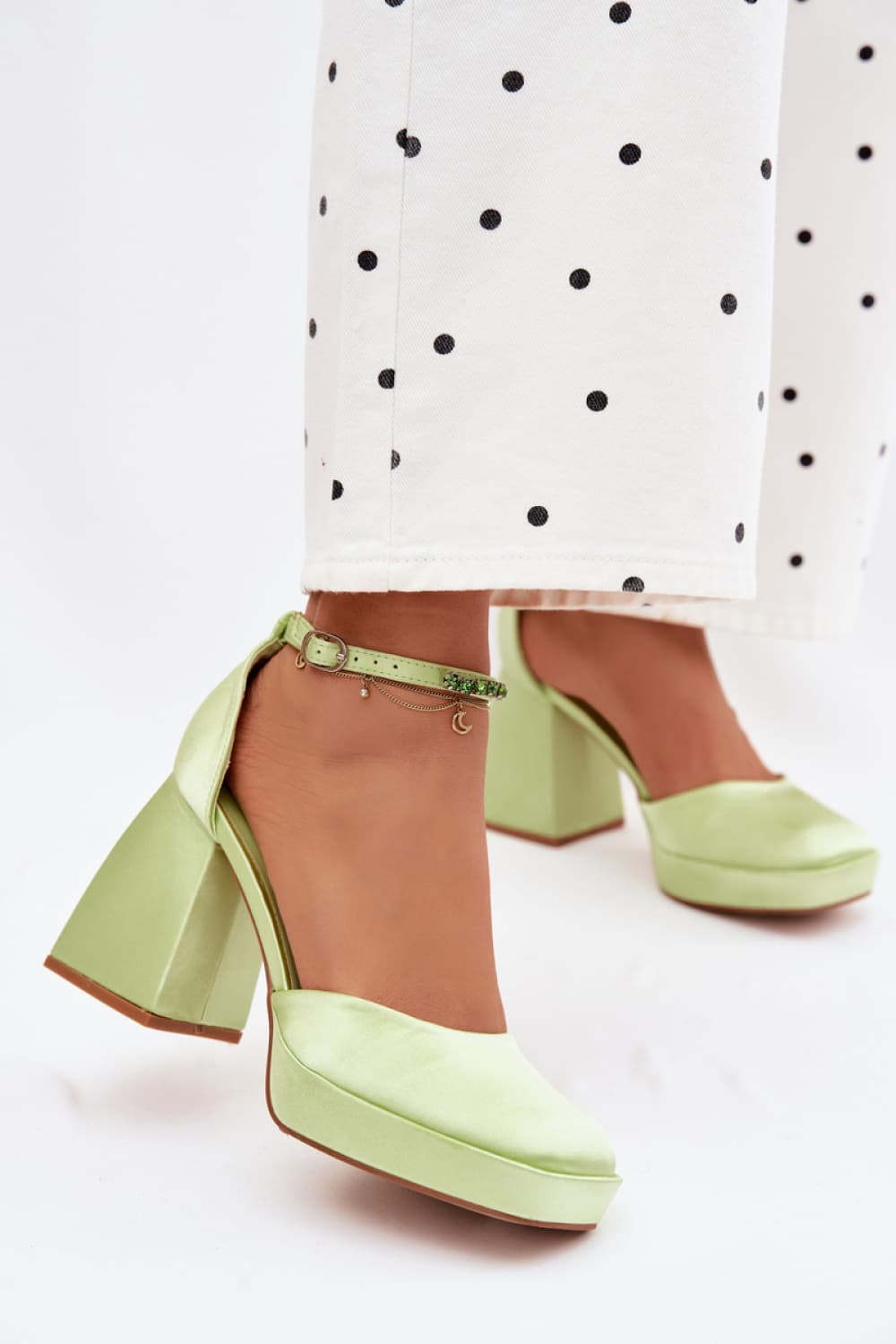 Sandali con tacco model 226914 Step in style