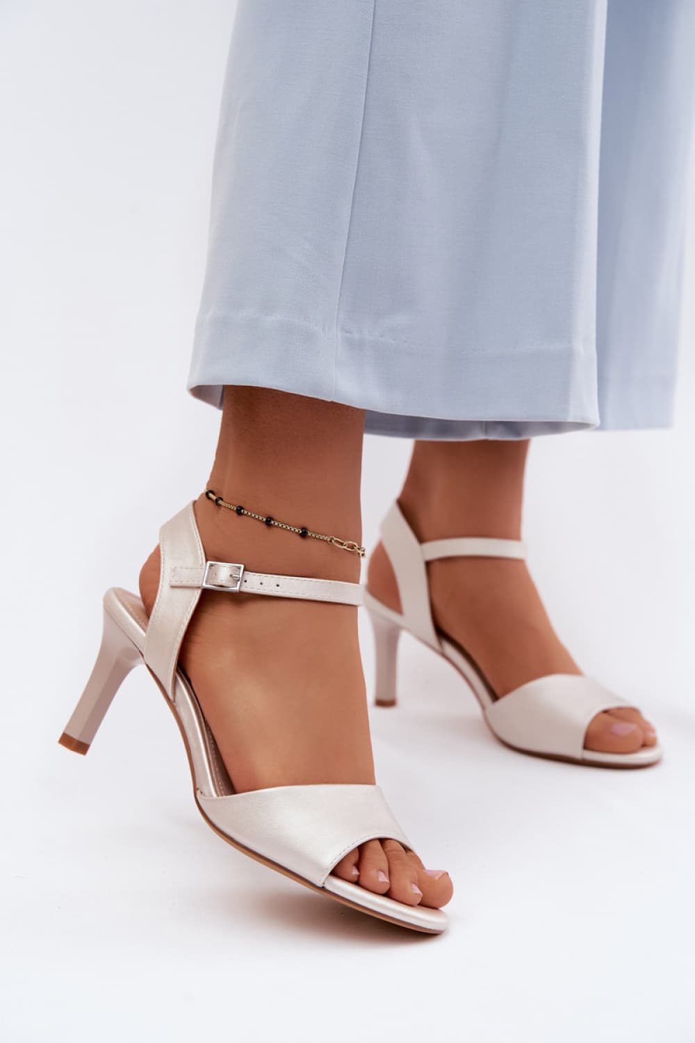 Sandali con tacco model 228107 Step in style