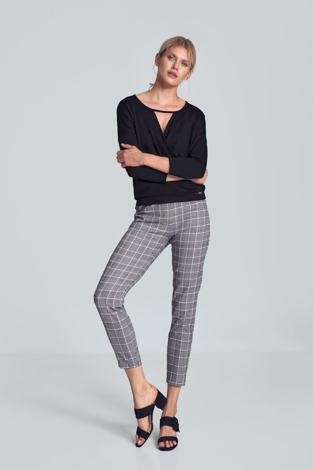 Pantaloni da donna model 150783 Figl - Miniatura 2