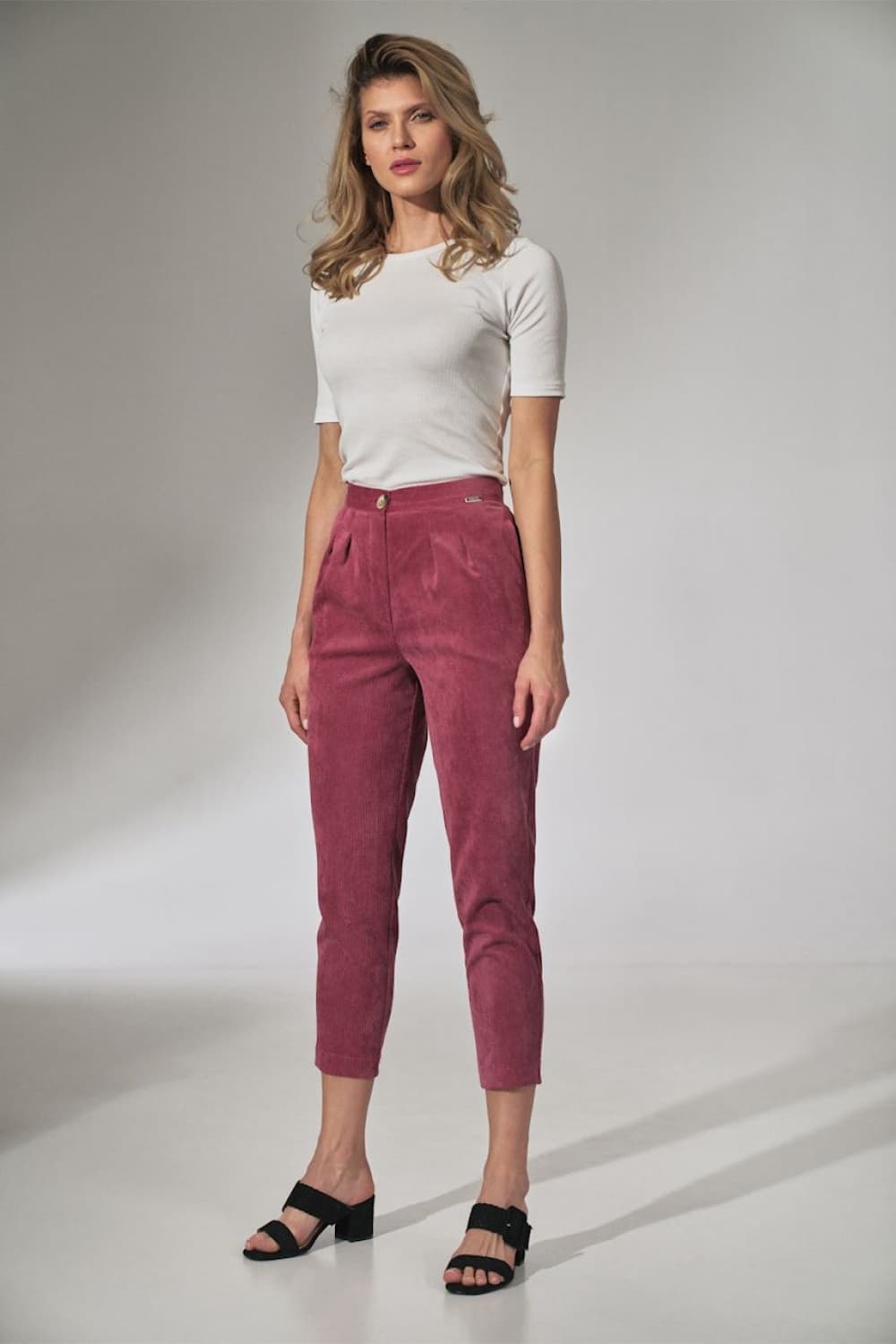 Pantaloni da donna model 151821 Figl