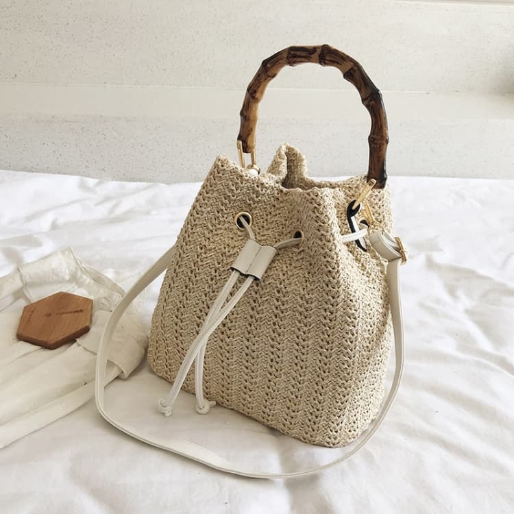 88991 Straw Handbag Shoulder Messenger Bag Bamboo Bucket Bag(White)