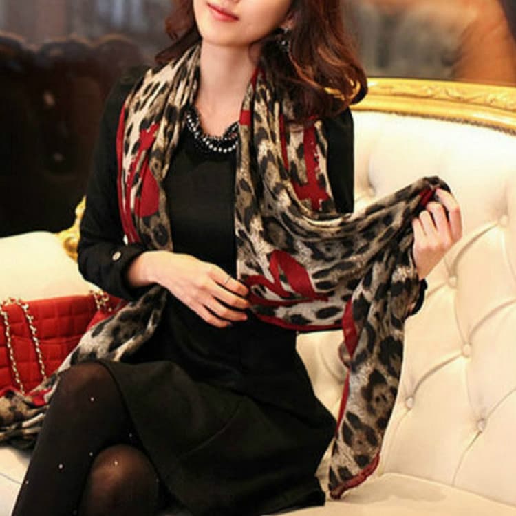 Sciarpa e scialle autunno-inverno con motivo a cuore leopardo, a doppio uso, sciarpa lunga da sole, taglia: 180 x 112 cm (rosso vino)