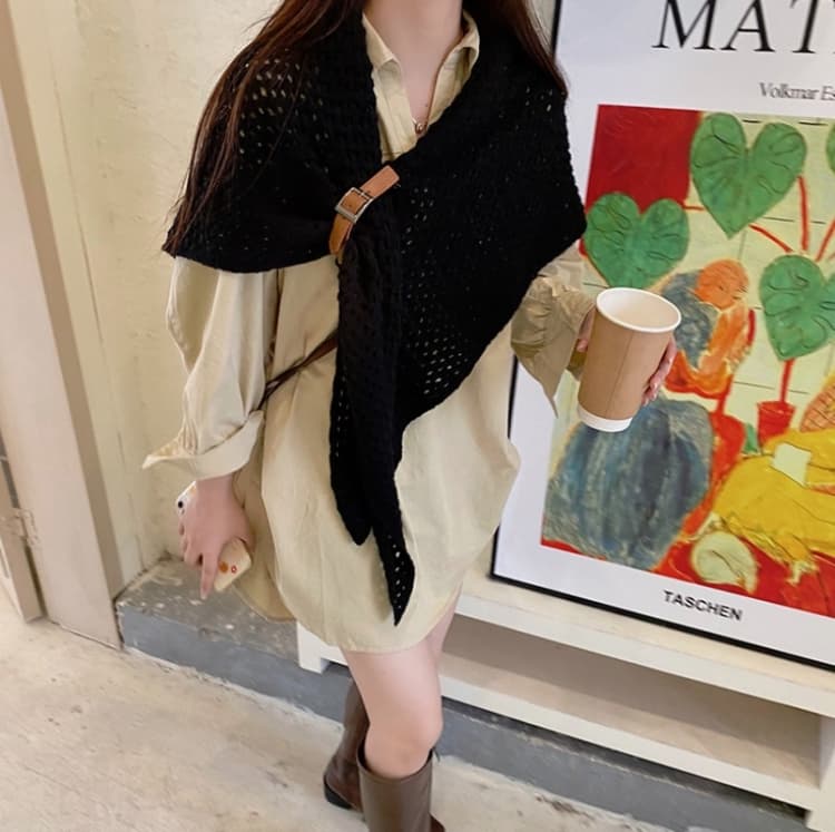 Hollow Leather Buckle Big Triangle Shawl Warm Scarf Split Triangle Scarf(Black)