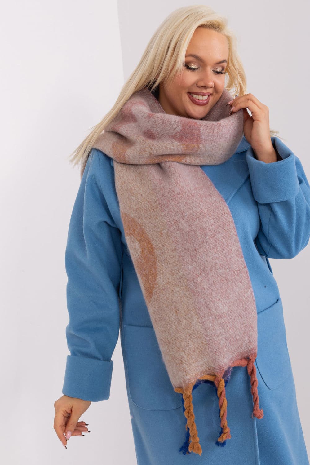 Scialle model 190553 AT