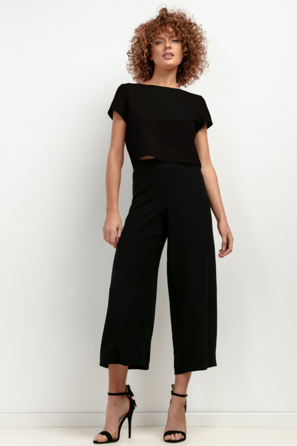Pantaloni da donna model 198549 Tessita
