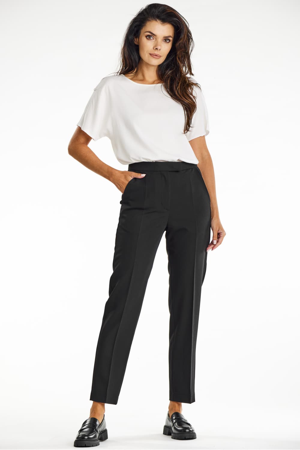Pantaloni da donna model 200570 awama