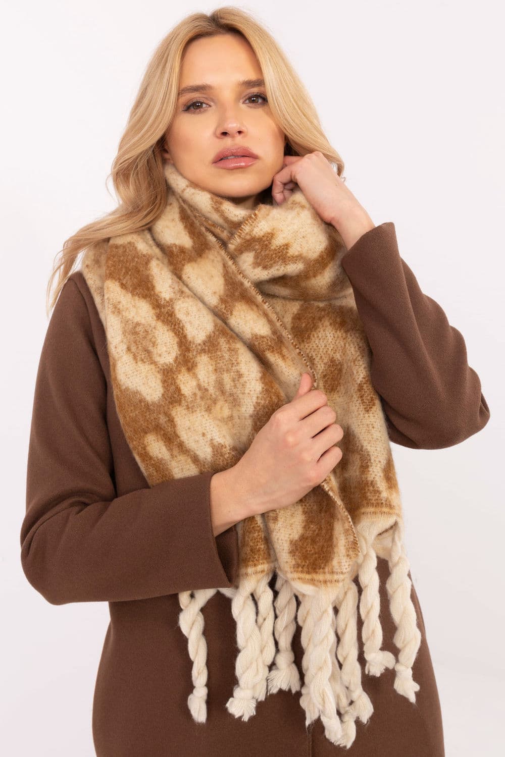 Scialle model 205962 AT