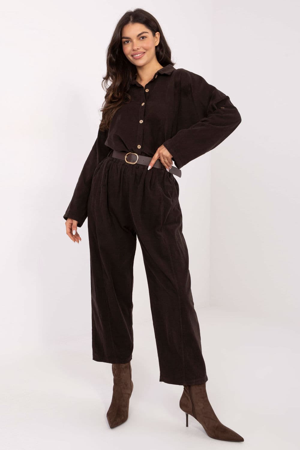 Pantaloni in velluto model 220816 Italy Moda