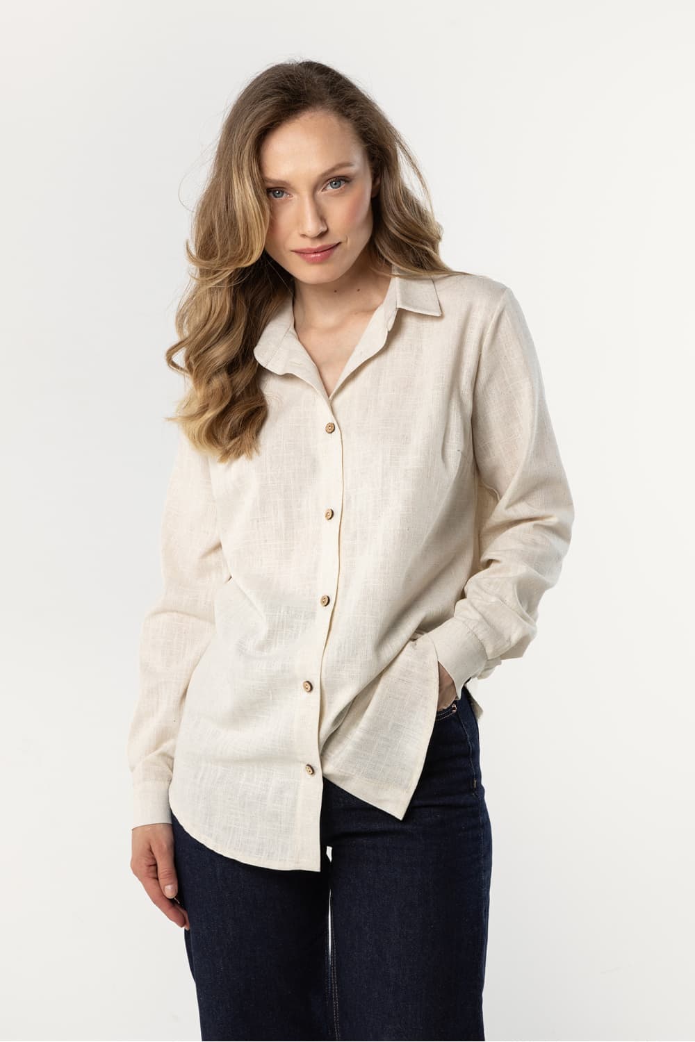 Camicia a manica lunga model 225317 awama