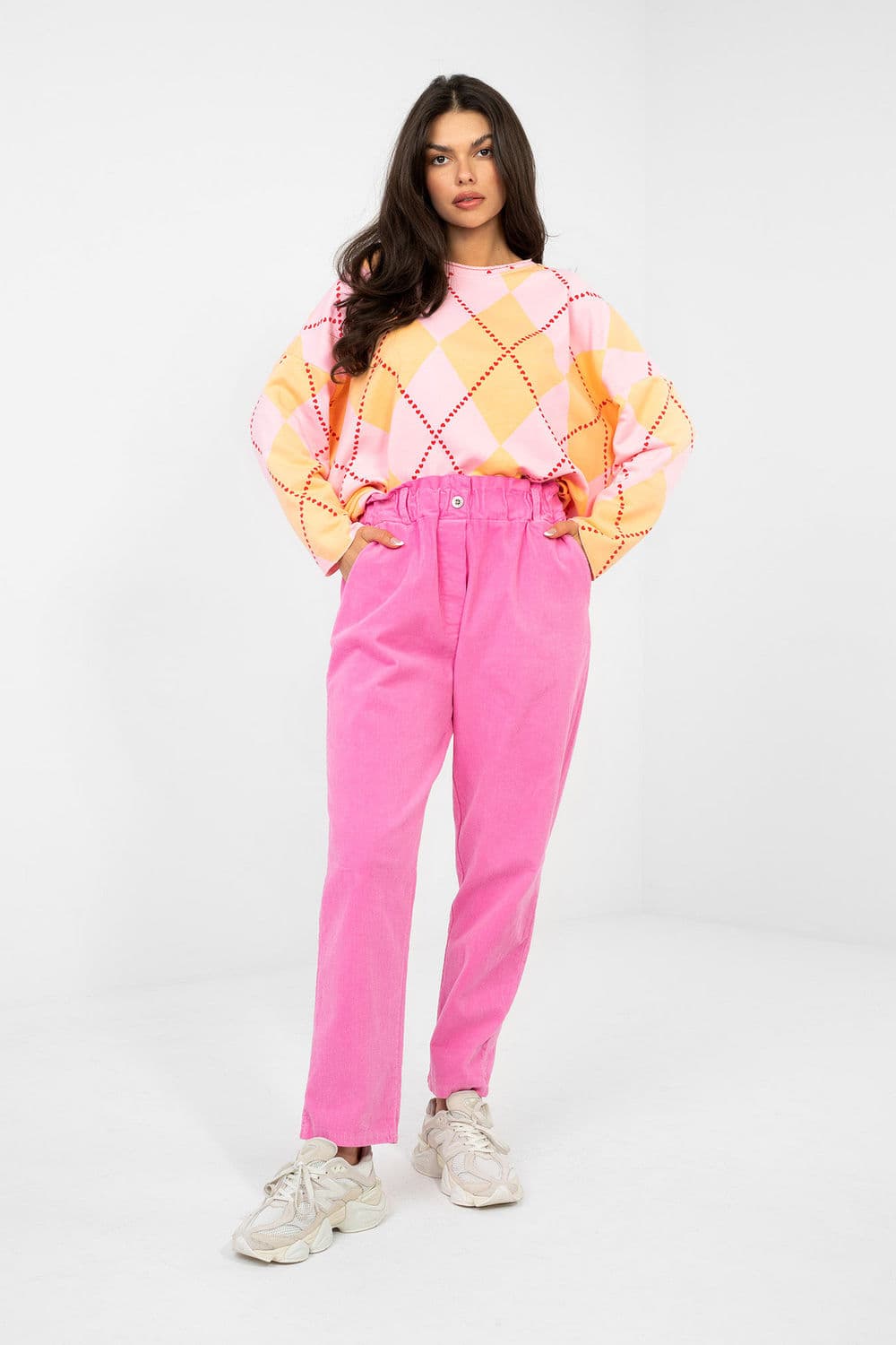 Pantaloni in velluto model 225522 Italy Moda