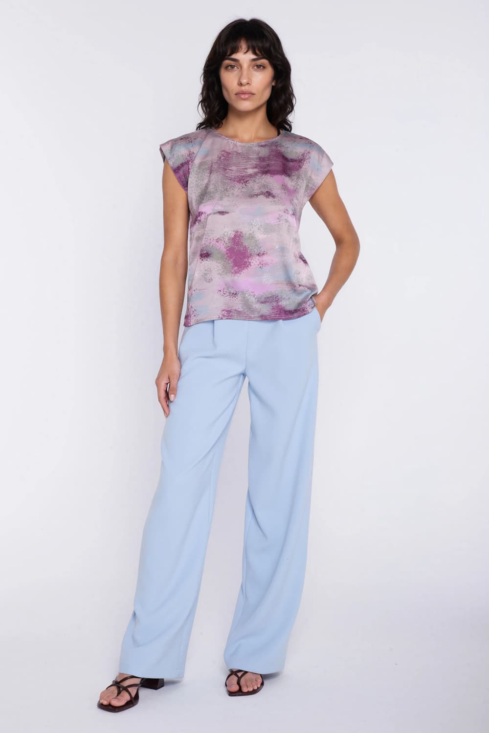 Pantaloni da donna model 225823 Nife