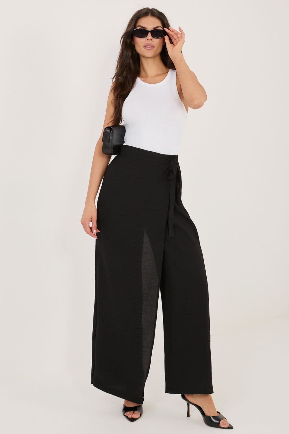 Pantaloni da donna model 227185 Factory Price