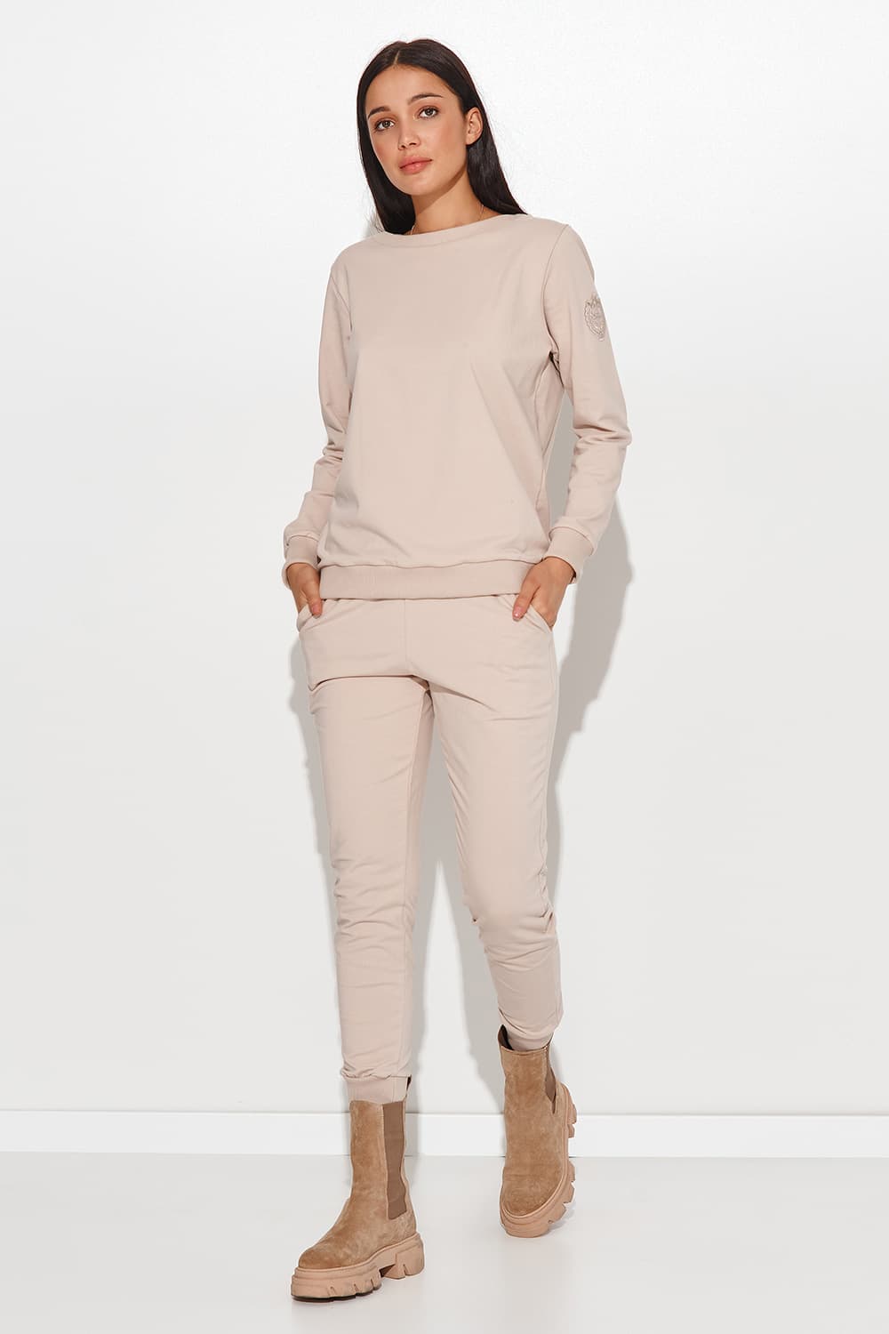 completo model 157132 Numinou