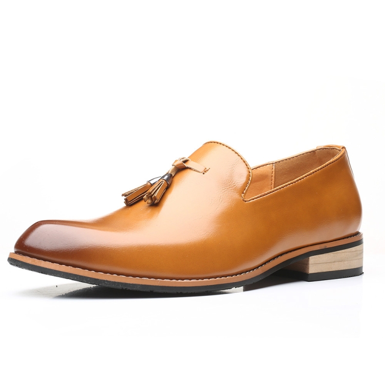 Pointed British Men Dress Shoes Soft Rubber Sole Shoes Wedding Shoes, Size:47(Yellow)