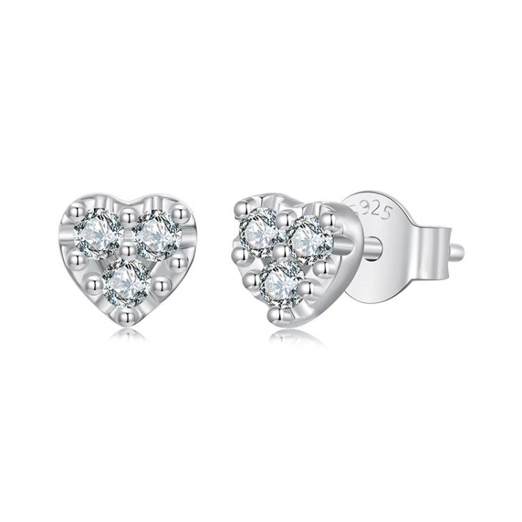 S925 Sterling Silver Heart Shining Moissanite Earrings(MSE073)