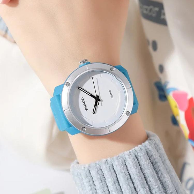 SKMEI 2557 Simple Unisex Couple Watch 50m Life Waterproof Quartz Watch(Transparent Blue)