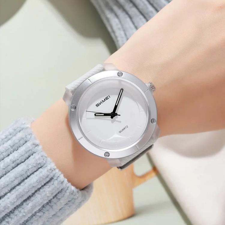 SKMEI 2557 Simple Unisex Couple Watch 50m Life Waterproof Quartz Watch(Transparent White)