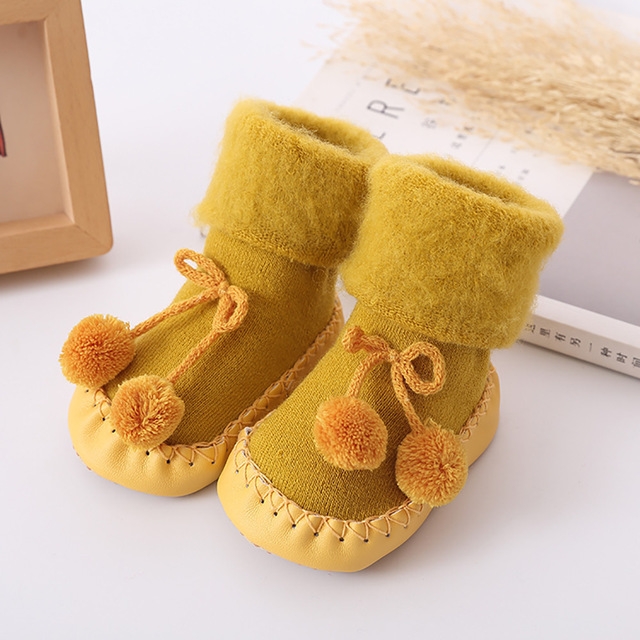 Winter Baby Warmer Floor Shoes Anti-Slip Baby Step Shoes, Size:11cm(Yellow)